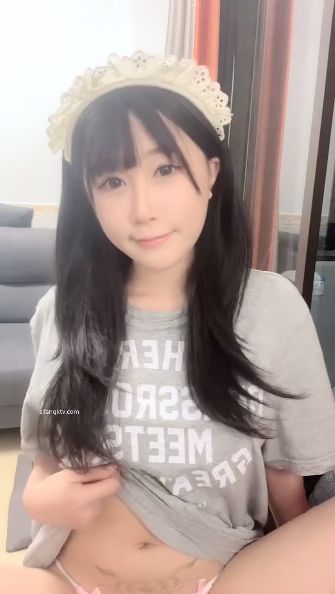 08.08 补链 【京鱼儿】19岁童颜巨乳 女仆学生制服 道具自慰 流白浆 ！~~–高人气19岁学生妹 白皙大奶！